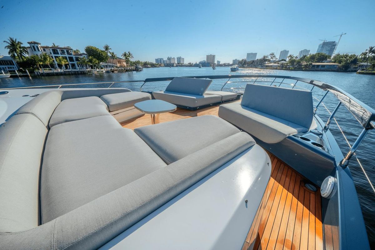 2025 Azimut 80 