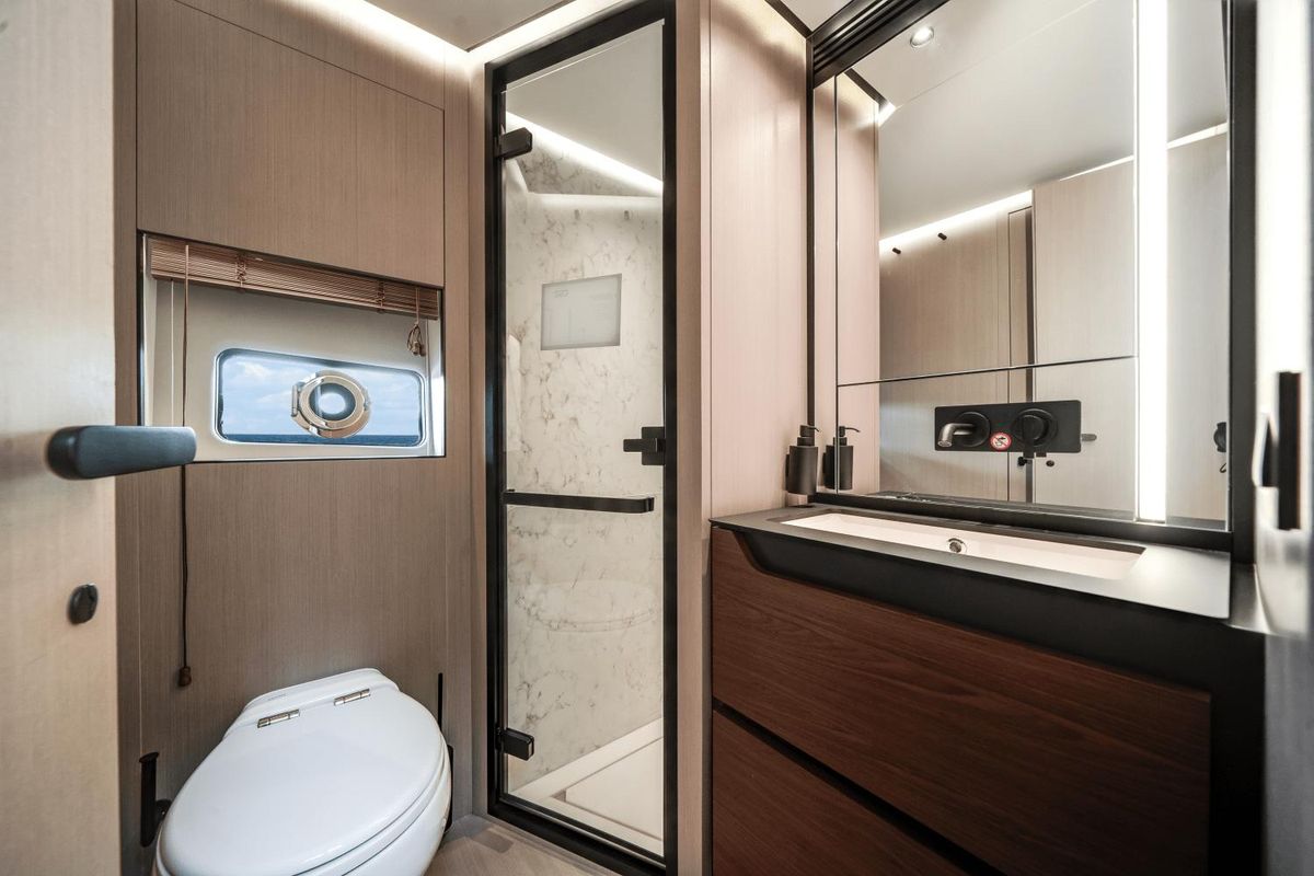 2025 Azimut 80 