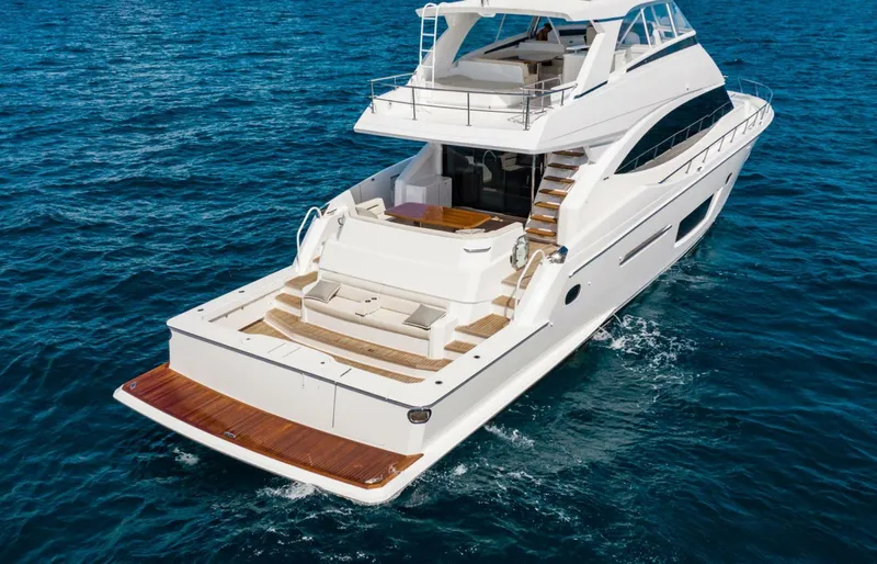 Mana Yacht Photos Pics 