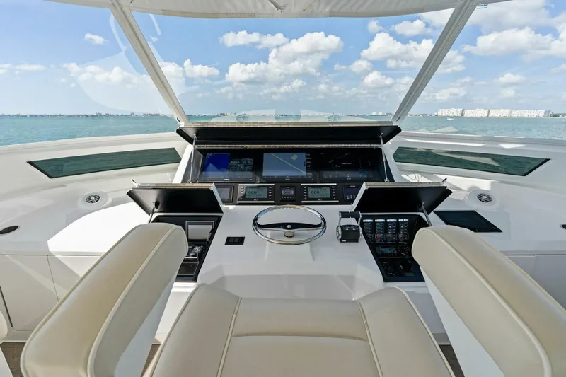 Mana Yacht Photos Pics 