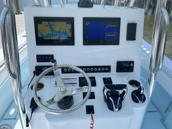  Yacht Photos Pics 2025 Contender 25T~Legasea Marine