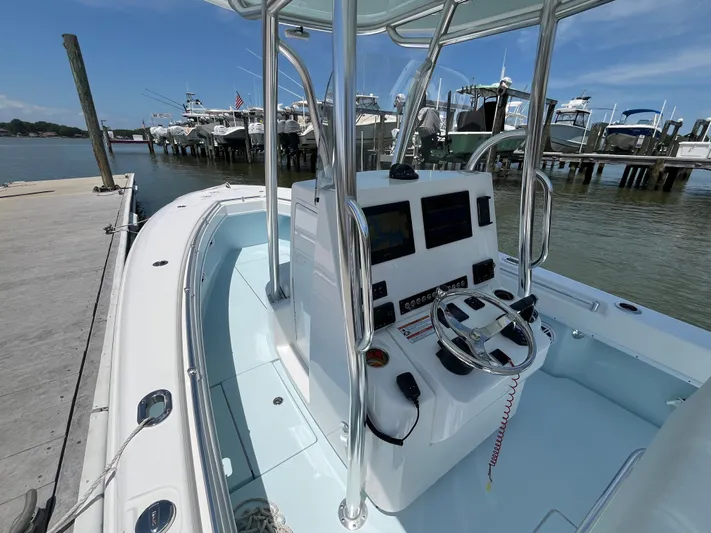  Yacht Photos Pics 2025 Contender 25T~Legasea Marine