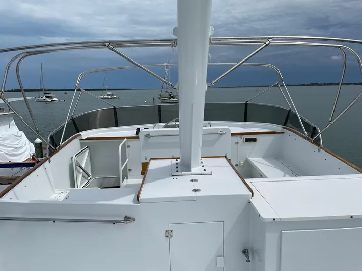  Yacht Photos Pics Flybridge of 1965 Burger 78' Cockpit Motor Yacht with ocean view.