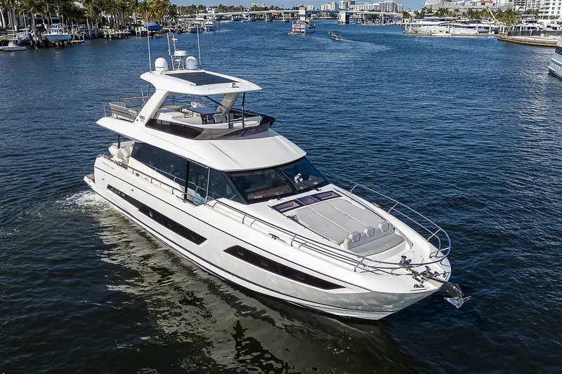 Irish Eyes Yacht Photos Pics 
