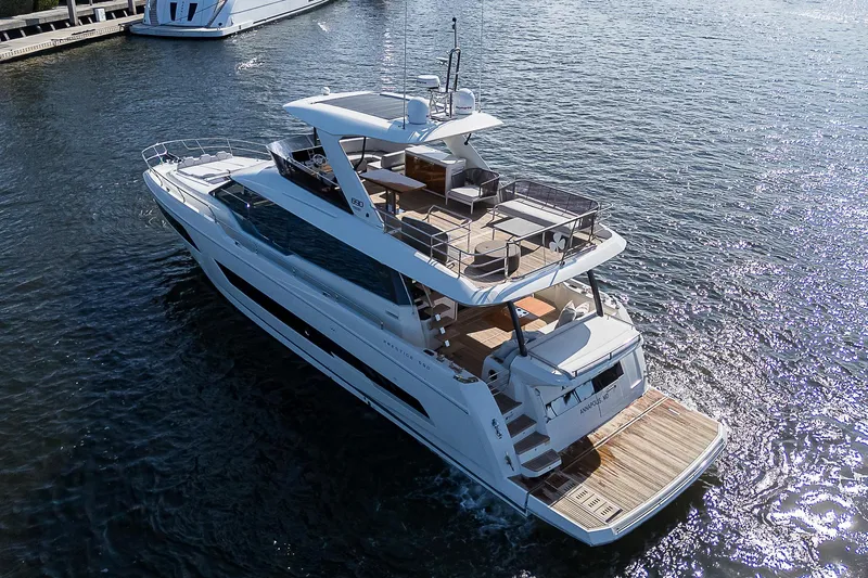 Irish Eyes Yacht Photos Pics 