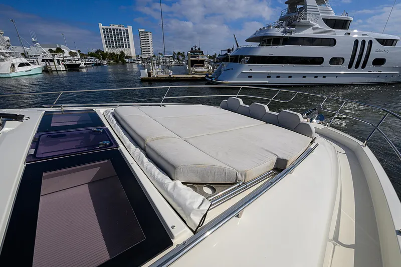 Irish Eyes Yacht Photos Pics 