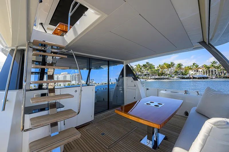 Irish Eyes Yacht Photos Pics 