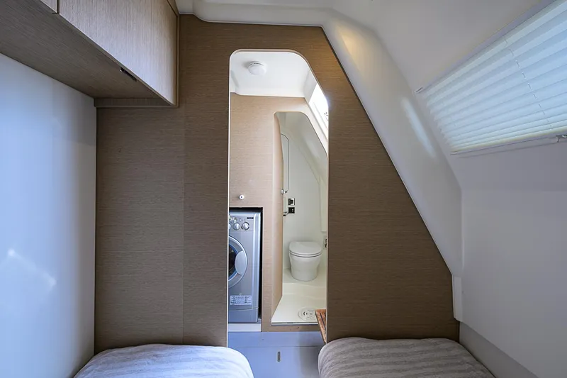 Irish Eyes Yacht Photos Pics 