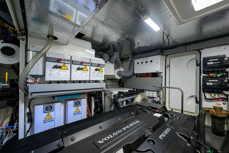 Irish Eyes Yacht Photos Pics 