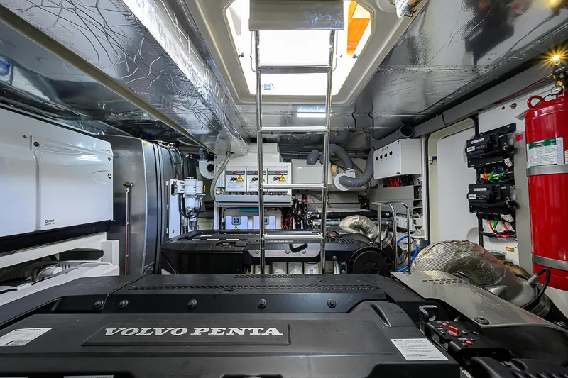 Irish Eyes Yacht Photos Pics 