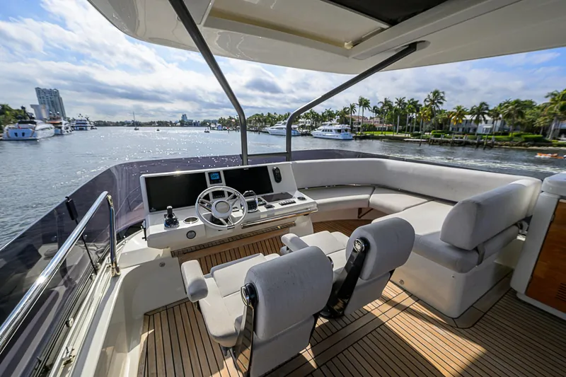 Irish Eyes Yacht Photos Pics 