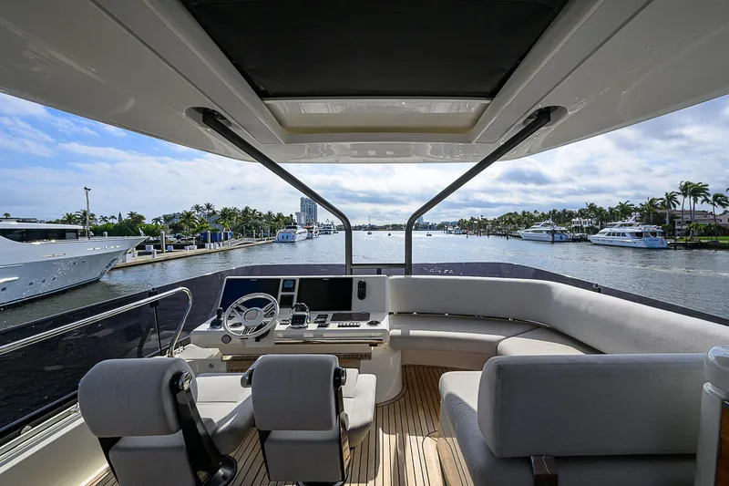 Irish Eyes Yacht Photos Pics 