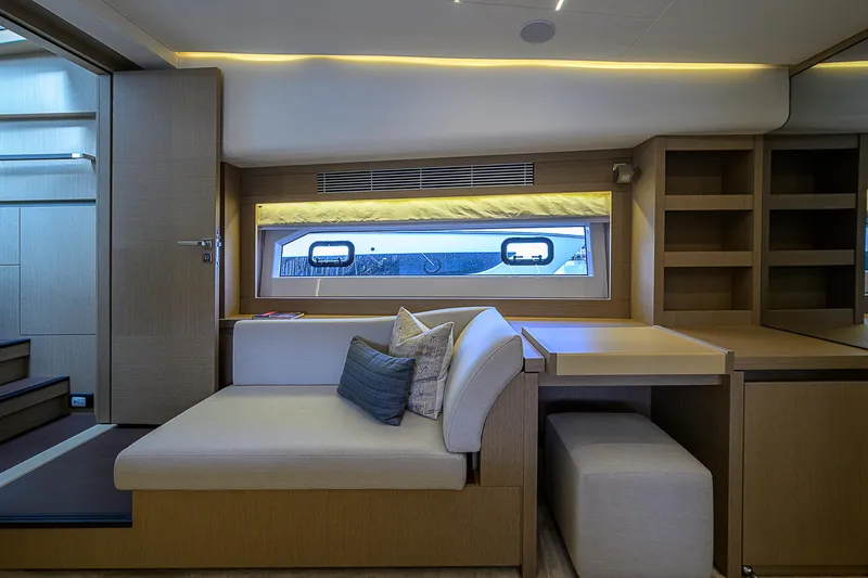 Irish Eyes Yacht Photos Pics 