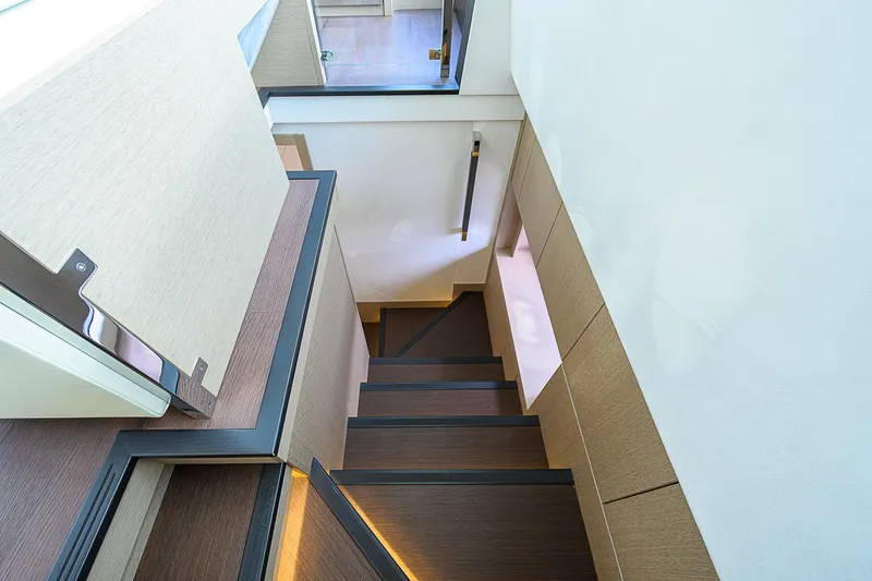 Irish Eyes Yacht Photos Pics 