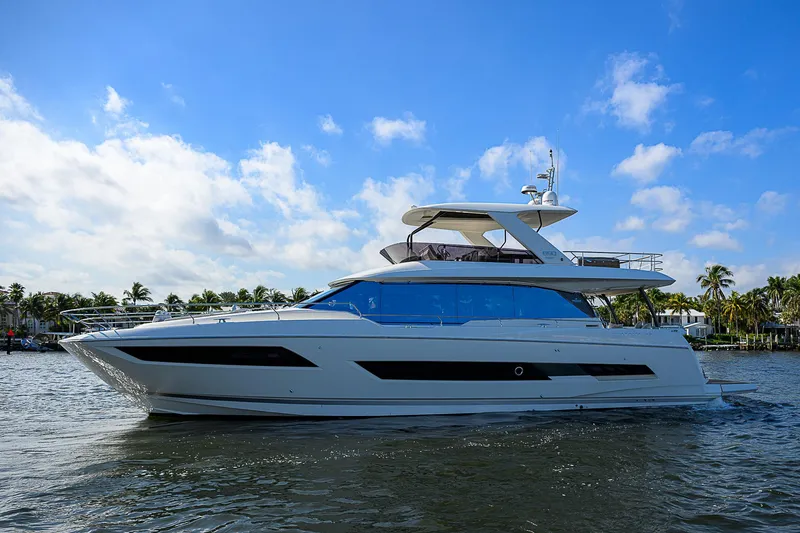 Irish Eyes Yacht Photos Pics 