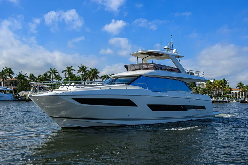 Irish Eyes Yacht Photos Pics 