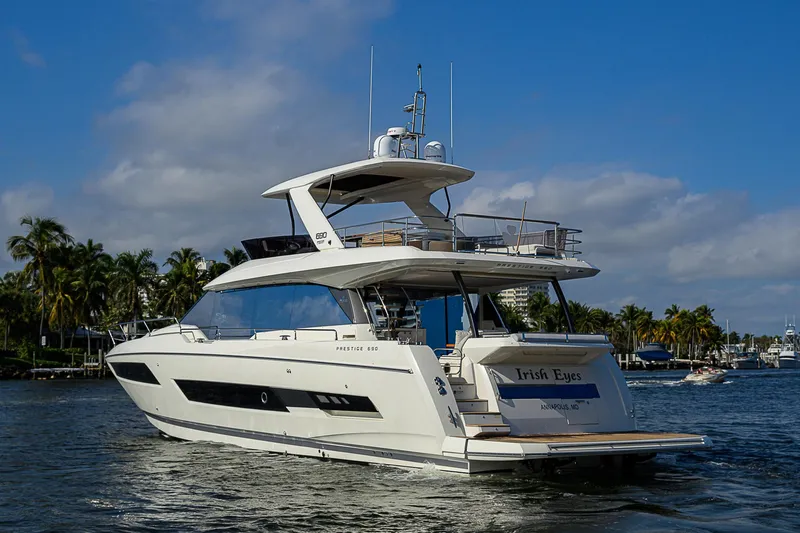 Irish Eyes Yacht Photos Pics 