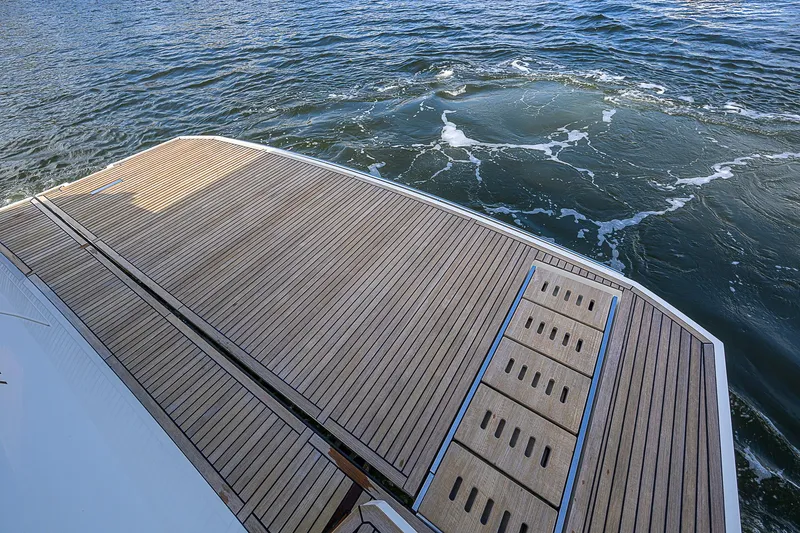 Irish Eyes Yacht Photos Pics 