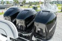Reel Fed Up Yacht Photos Pics Three powerful outboard motors on a 2007 Fountain 38 Tournament Edition boat.