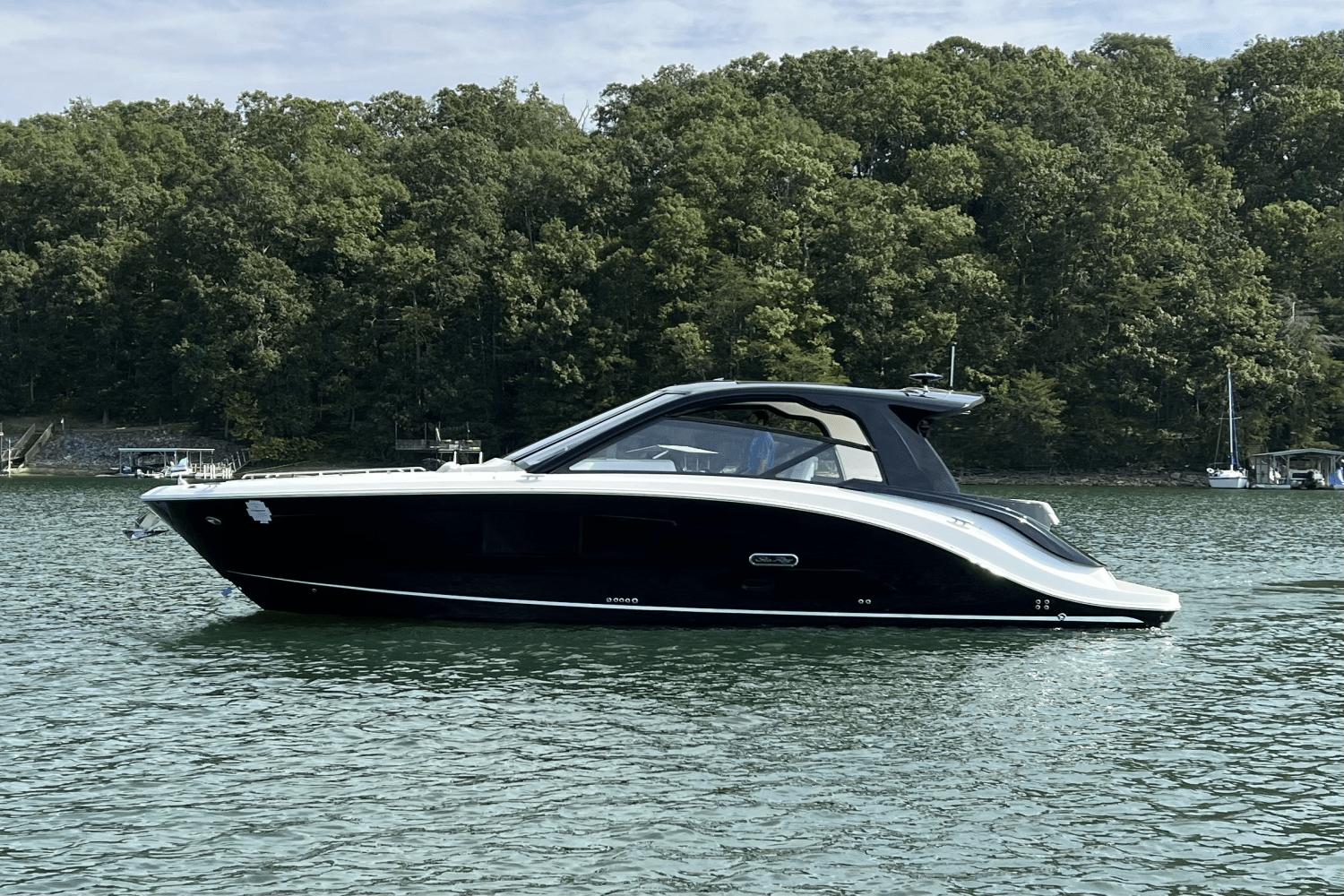 2024 Sea Ray 370 Sundancer Sports Cruiser for sale - YachtWorld