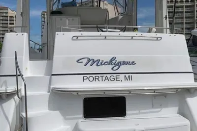 Carver 396 Motor Yacht