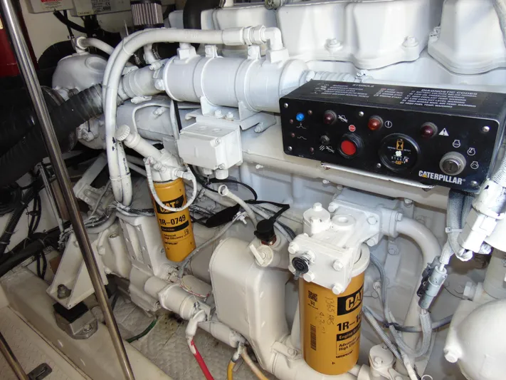 Dividend Yacht Photos Pics Engine room of 2000 Tiara Yachts 5000 Express with Caterpillar components.