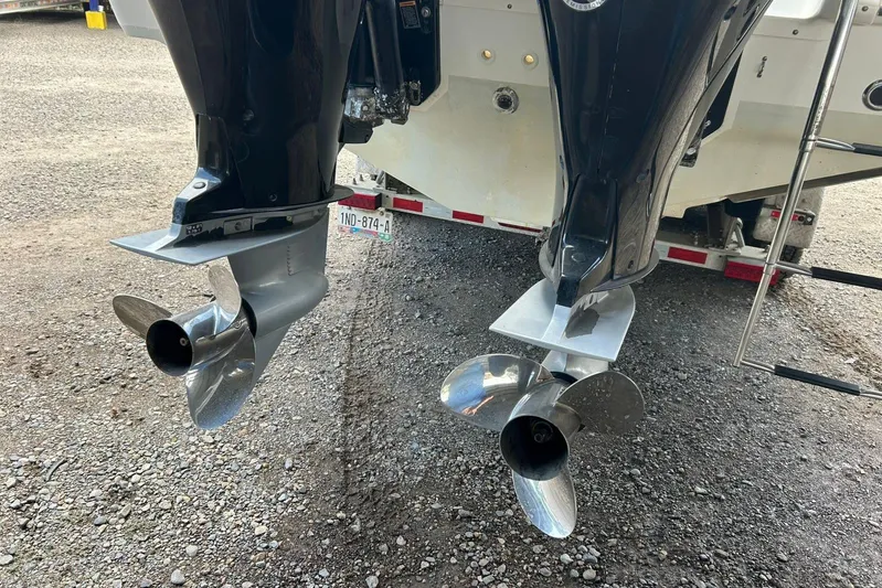 2020 Boston Whaler 330 Or @ Vallarta Yacht Photos Pics 2020 Boston Whaler 330 Outrage boat with dual outboard motors and propellers.