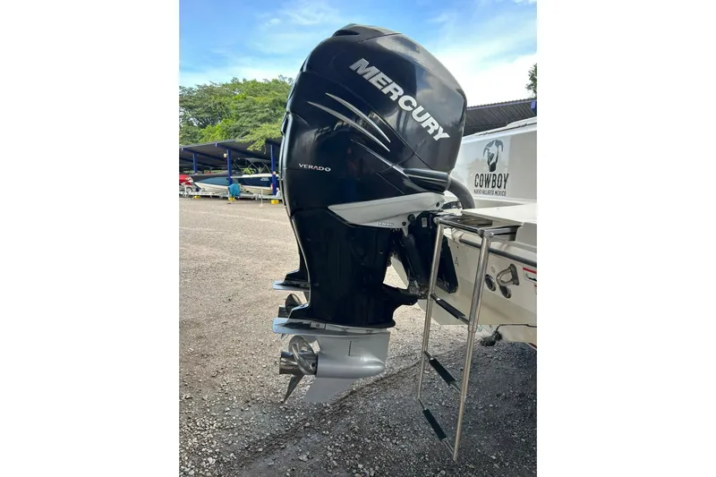 2020 Boston Whaler 330 Or @ Vallarta Yacht Photos Pics 2020 Boston Whaler 330 Outrage with Mercury Verado outboard engine.
