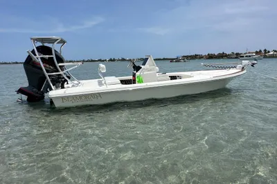 Islamorada Boatworks Morada 18