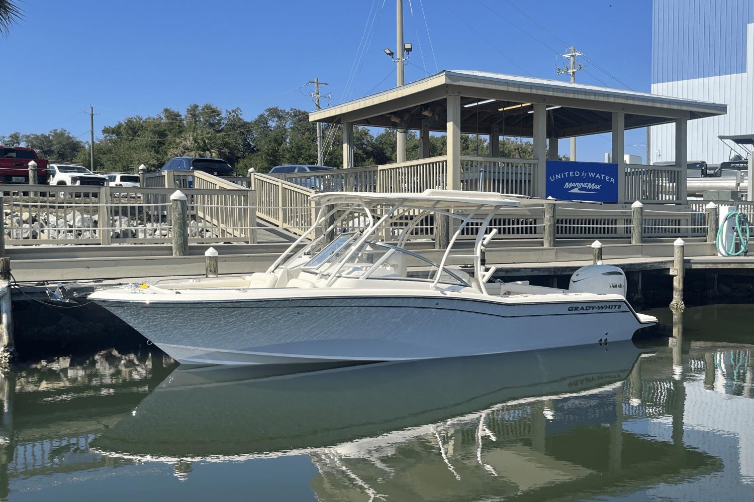2025 GradyWhite Freedom 235 Dual Console for sale YachtWorld
