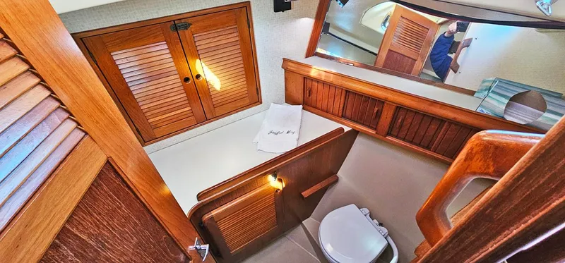 Joyful Wing Yacht Photos Pics 