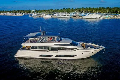 Ferretti Yachts 850 Motoryacht