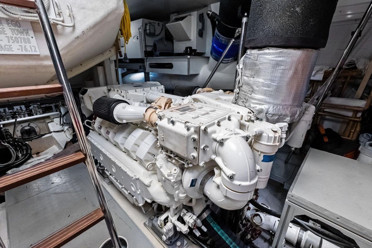2018 Ferretti Yachts 85 