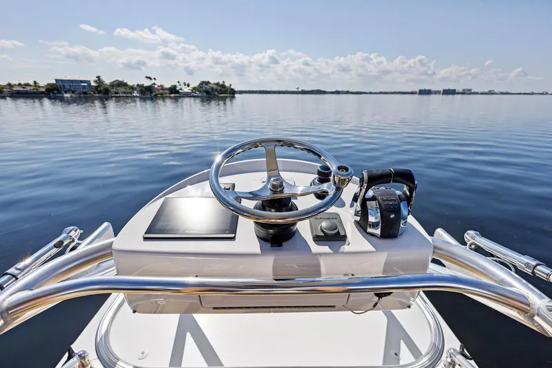  Yacht Photos Pics Tower Helm