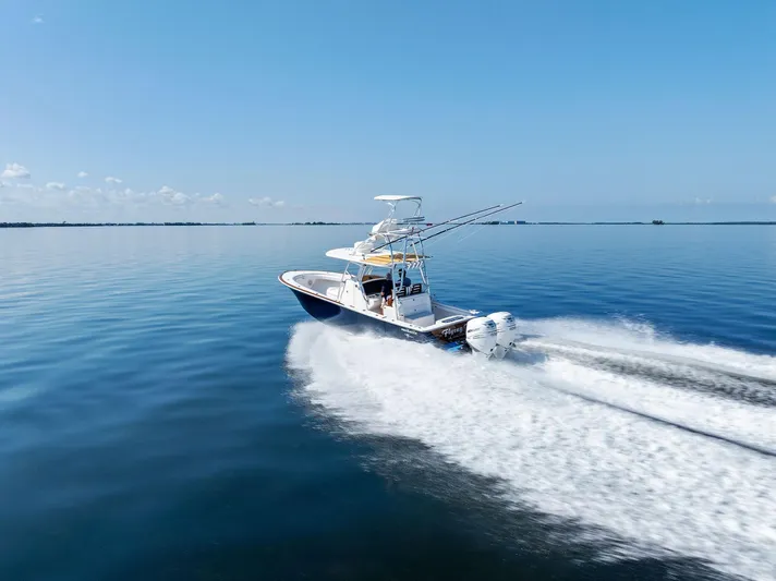  Yacht Photos Pics Running Profile