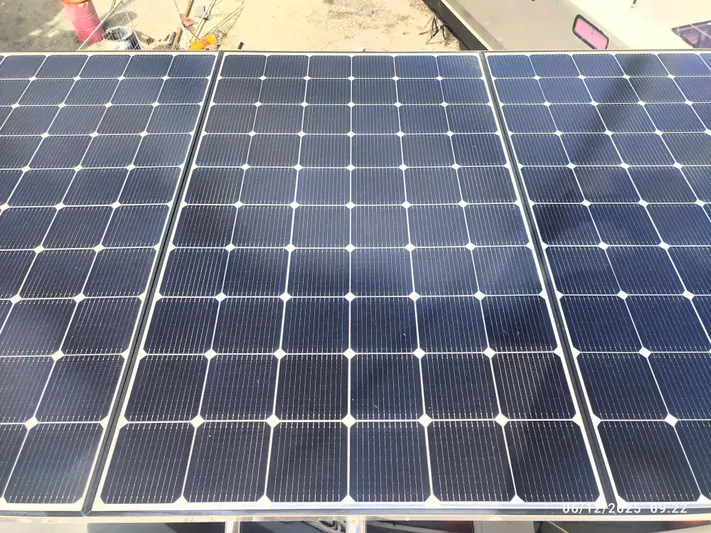 Kaya Yacht Photos Pics Lagoon 42 - Kaya - Large Solar panels