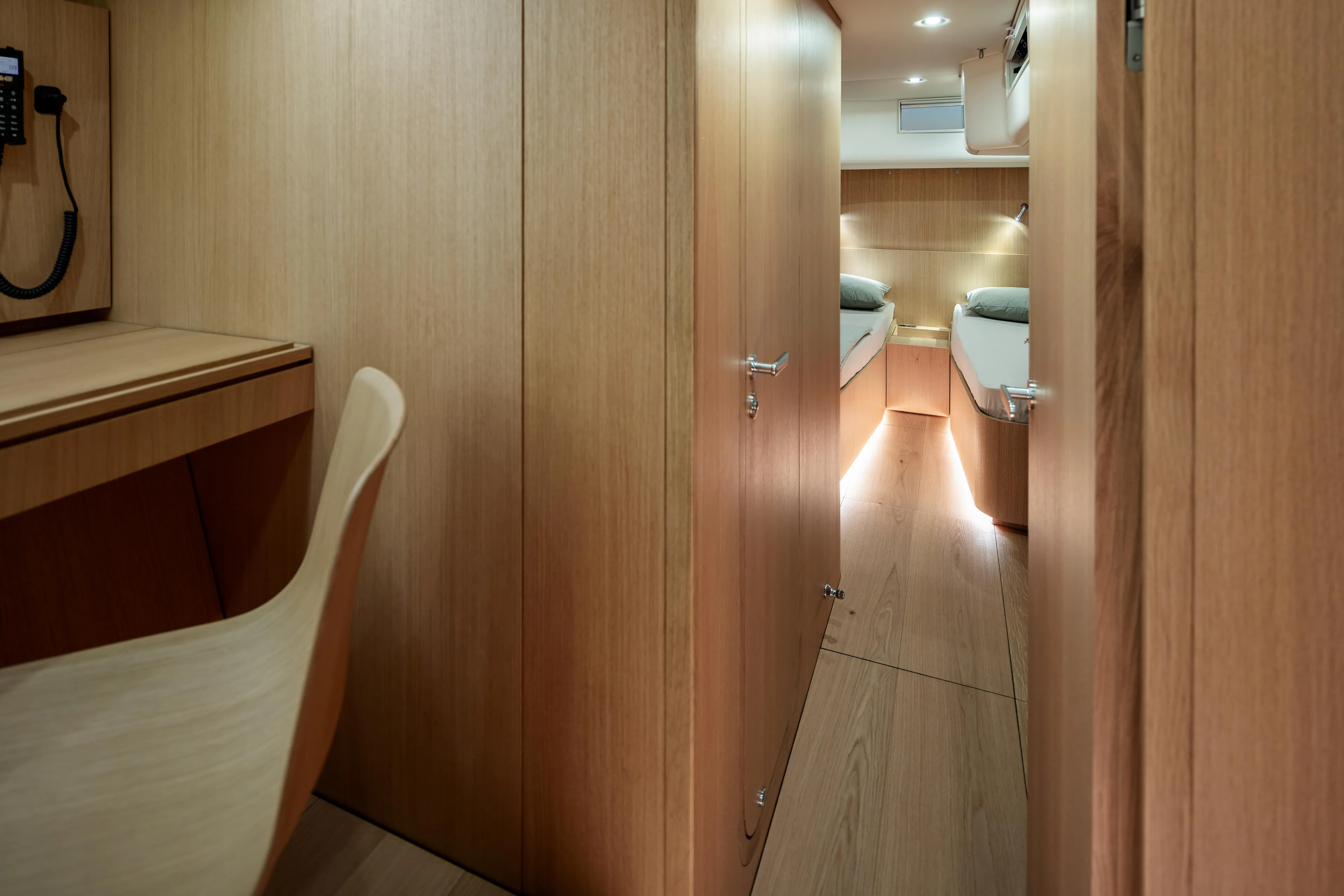 Arcturus Yacht Photos Pics 