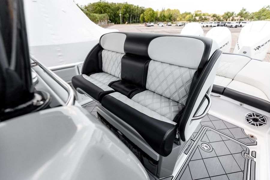 2023 Nor-Tech 390 Center Console