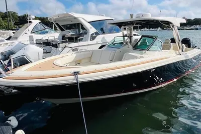 Chris-Craft Calypso 30