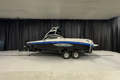 Nautique SUPER AIR 226 LIMITED EDITION