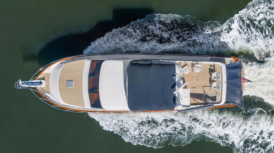 2000 Ocean Alexander 61 