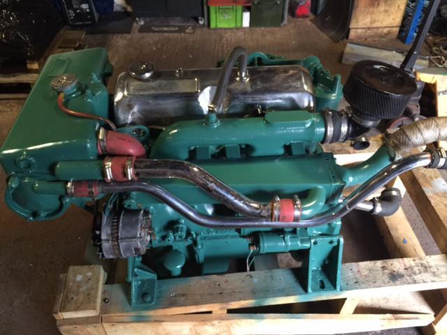 1979 Ford 80hp Bobtail Ford Sabre 80 Marine Diesel Engine - Pair Available