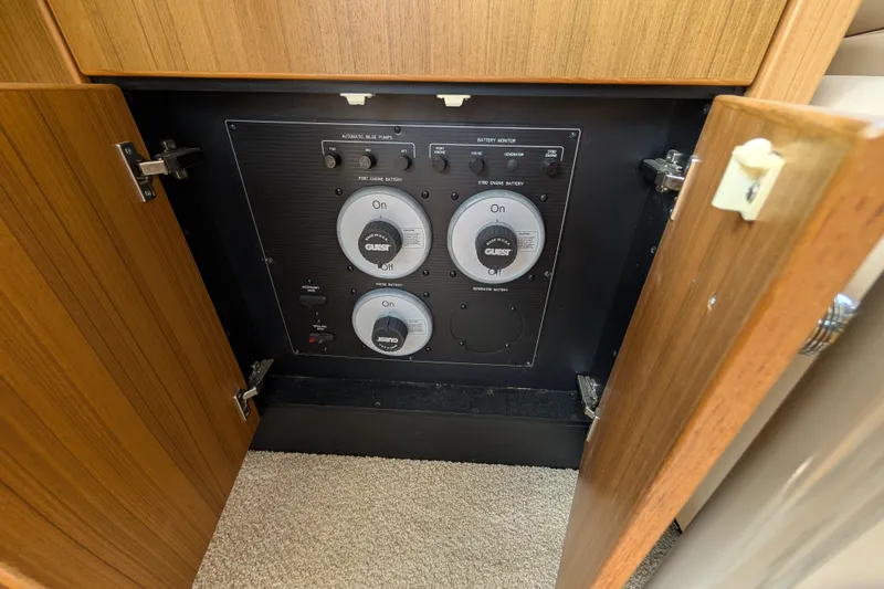 Elena Yacht Photos Pics 