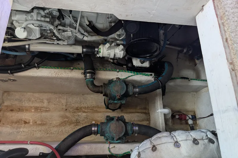 Elena Yacht Photos Pics 