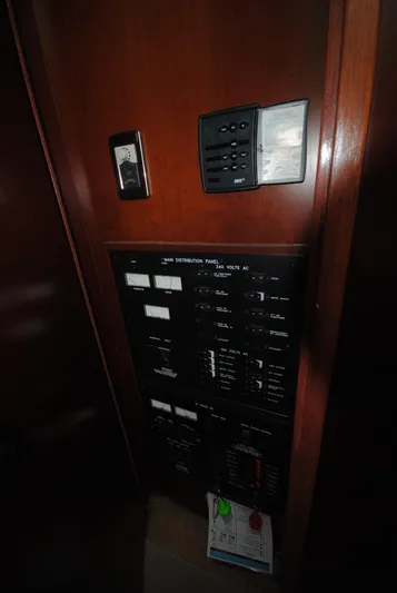  Yacht Photos Pics Electrical Panel