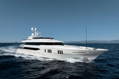 Trinity Yachts CUSTOM