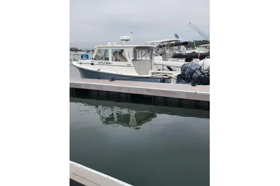 Eastern Islander 270