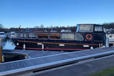 1969 Motor Yacht Levett 52