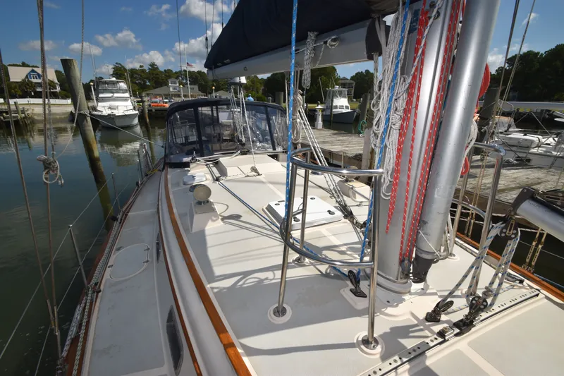 Beacon Yacht Photos Pics 