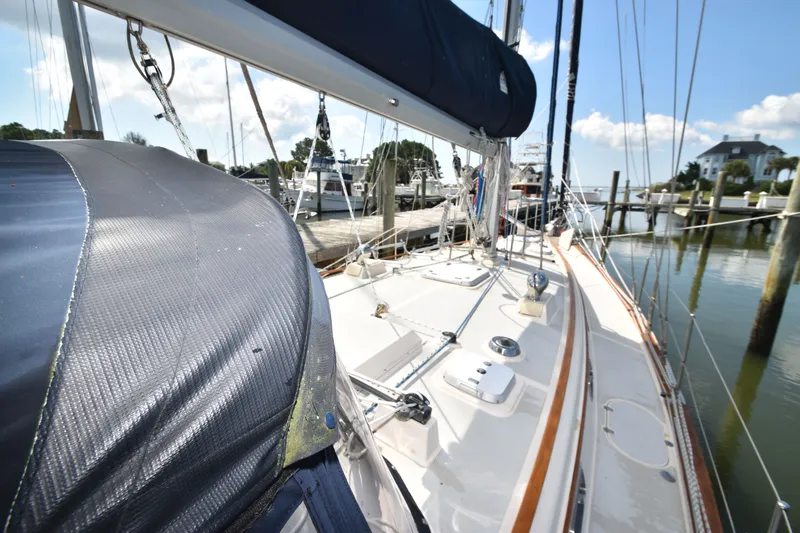 Beacon Yacht Photos Pics 